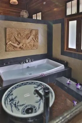 4 Bedrooms Pool Villa, Partial Sea View