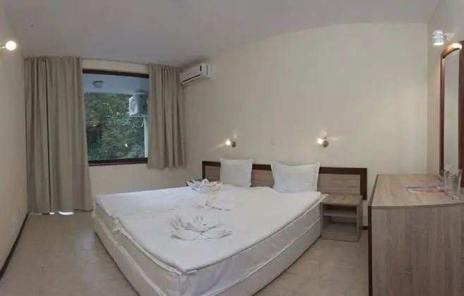 Tek Büyük veya İki Ayrı Yataklı Oda