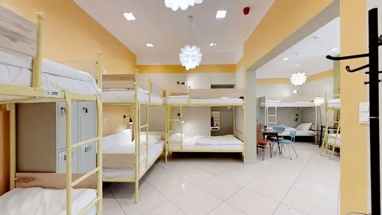 Standard Ortak Ranzalı Oda, Sadece kadınlar için