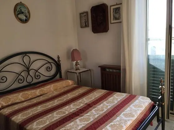 Apart Daire, 1 Büyük (Queen) Boy Yatak