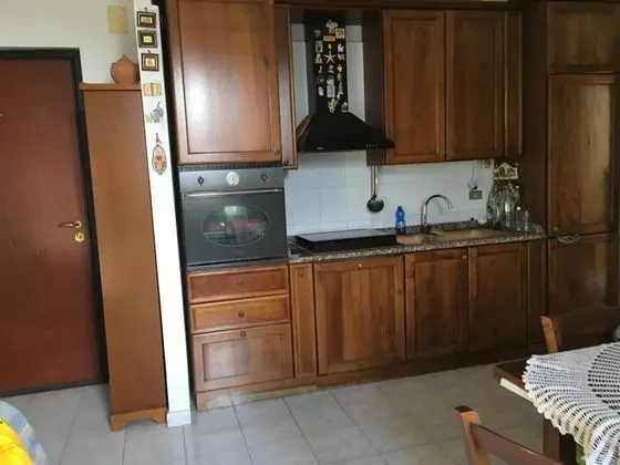 Apart Daire, 1 Büyük (Queen) Boy Yatak