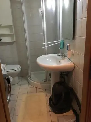 Apart Daire, 1 Büyük (Queen) Boy Yatak