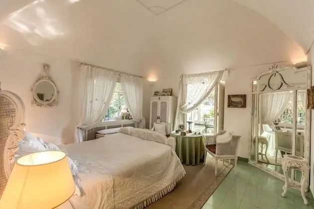 Deluxe Villa