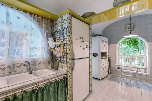 Deluxe Villa