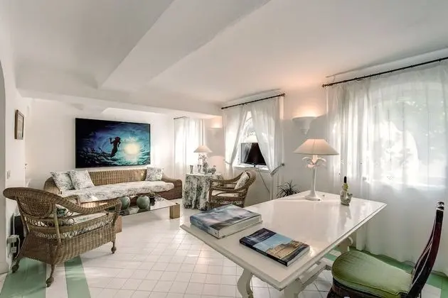Deluxe Villa
