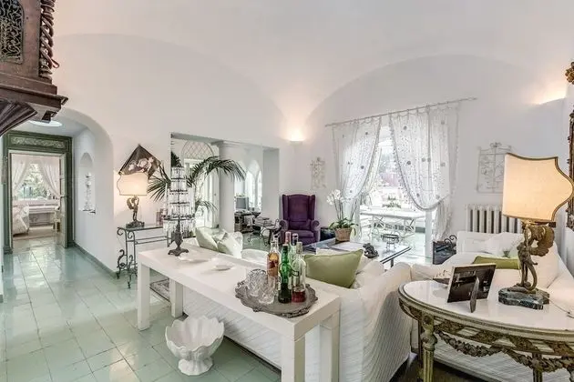 Deluxe Villa