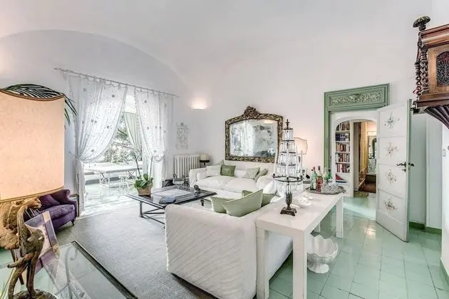 Deluxe Villa