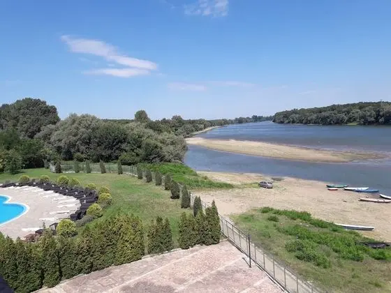 VIP Apartment, River View