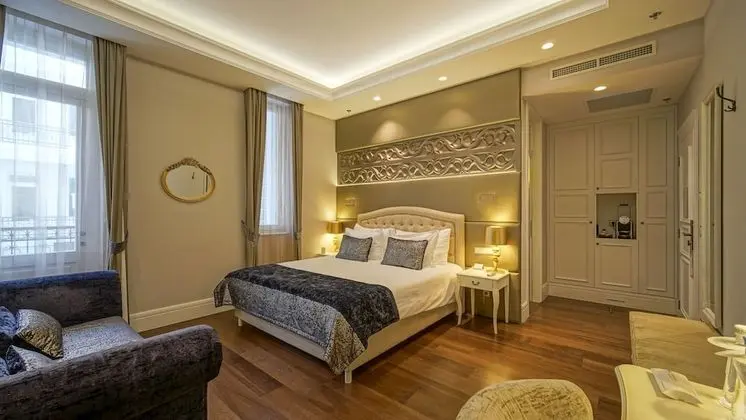 Deluxe Tek Büyük Yataklı Oda