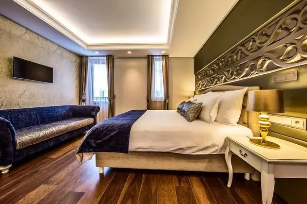 Deluxe Tek Büyük Yataklı Oda