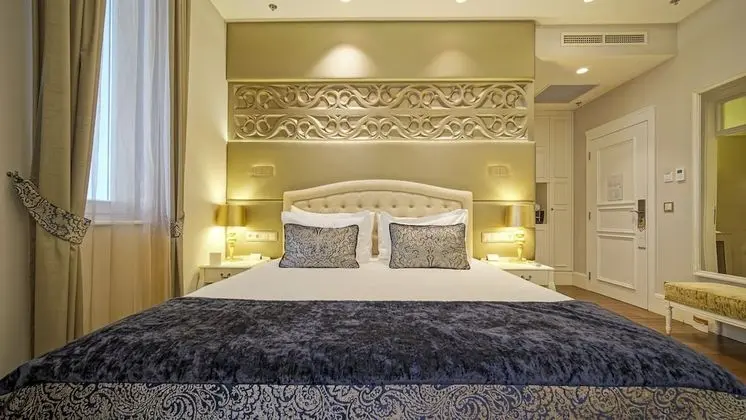 Deluxe Tek Büyük Yataklı Oda