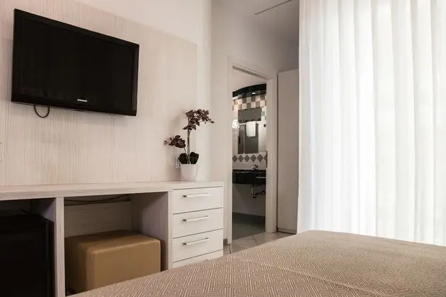 Tek Büyük Yataklı Oda, Balkon