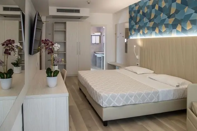 Üç Kişilik Oda, Balkon