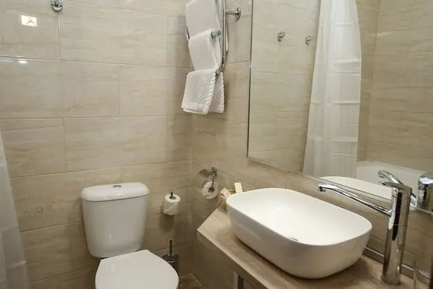 Standard Tek Büyük Yataklı Oda