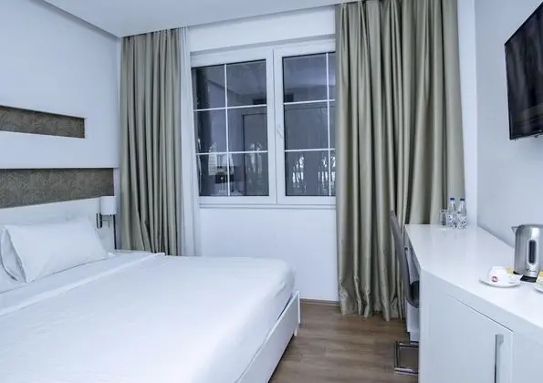 Villa Double Room with Garden View