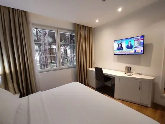 Villa Double Room with Garden View