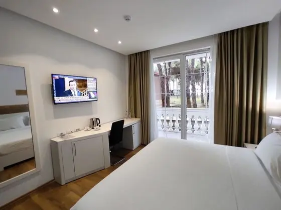 Villa Double Room with Garden View