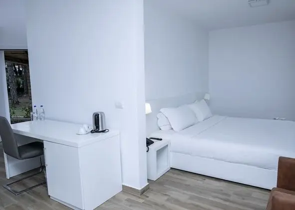 Villa Superior Triple Room with Patio and Sea View