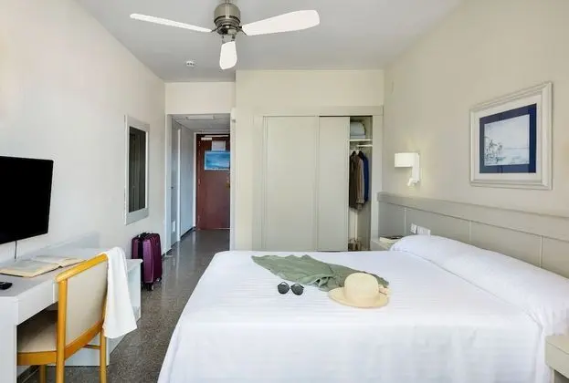 Quadruple Standard Room with air conditioning