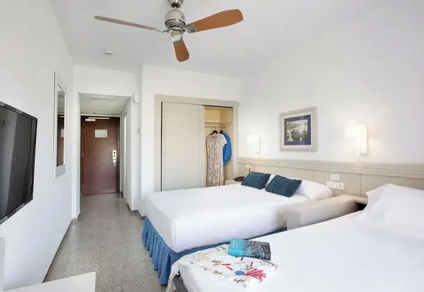 Quadruple Standard Room with air conditioning