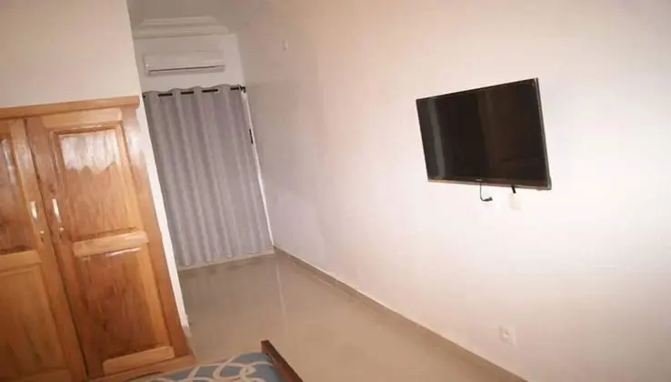 Economy Tek Kişilik Oda, Havuz Manzaralı (Aboisso)