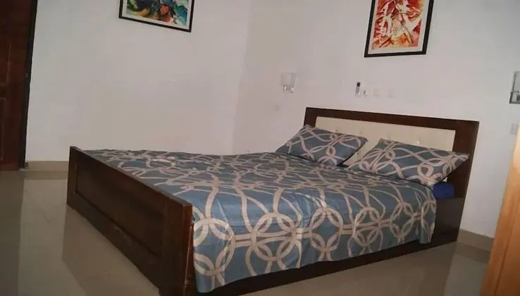 Economy Tek Kişilik Oda, Havuz Manzaralı (Aboisso)