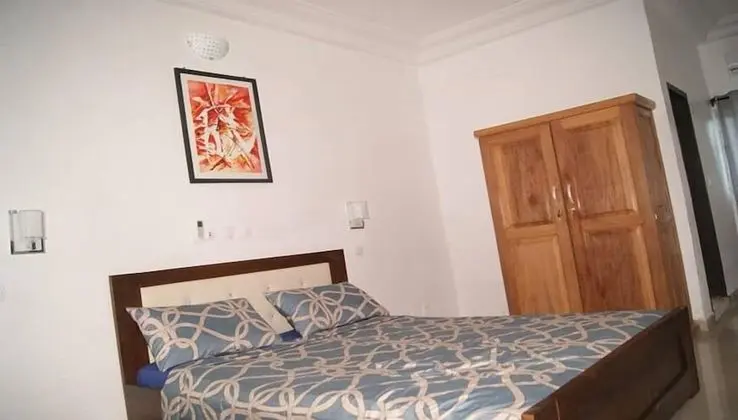 Economy Tek Kişilik Oda, Havuz Manzaralı (Aboisso)