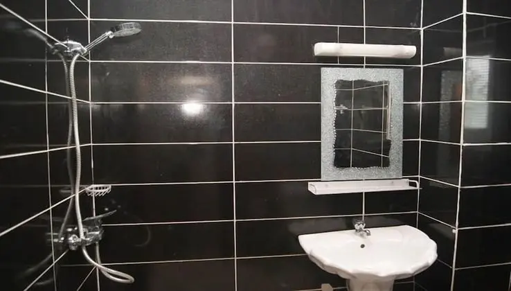 Economy Tek Kişilik Oda, Havuz Manzaralı (Aboisso)