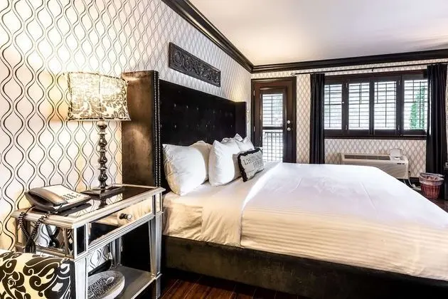 Süit, 1 En Büyük (King) Boy Yatak, Sigara İçilmez, Balkon