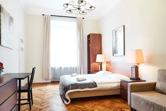 Traditional Apart Daire, 4 Yatak Odası