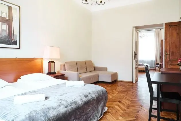 Traditional Apart Daire, 4 Yatak Odası