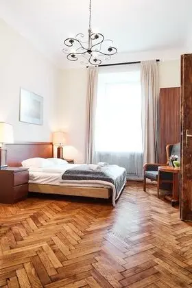 Traditional Apart Daire, 4 Yatak Odası