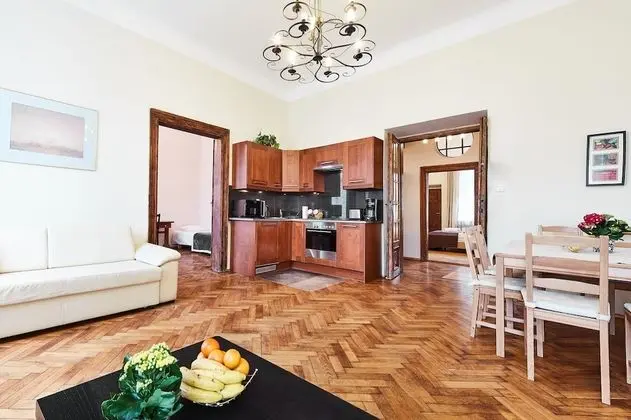 Traditional Apart Daire, 4 Yatak Odası