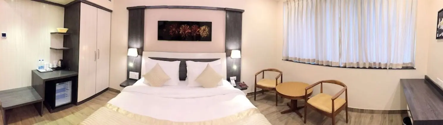 Deluxe Tek Büyük Yataklı Oda, 1 Büyük (Queen) Boy Yatak, Şehir Manzaralı