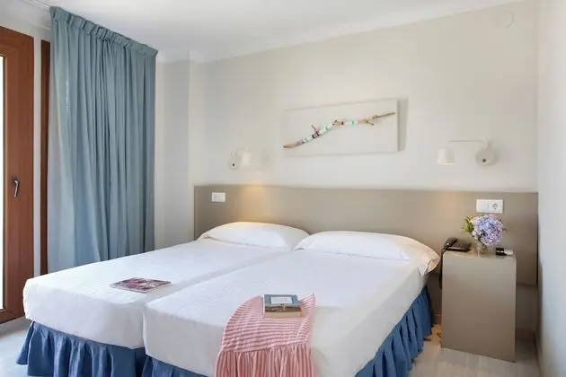 Üç Kişilik Oda (2 + 1)