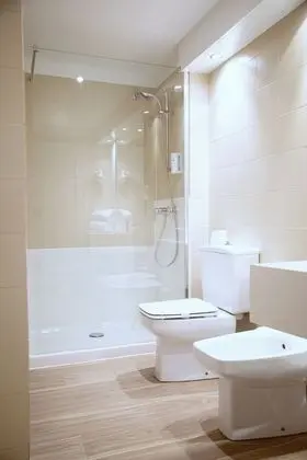 Üç Kişilik Oda, Deniz Manzaralı (2 Adults + 1 Child)