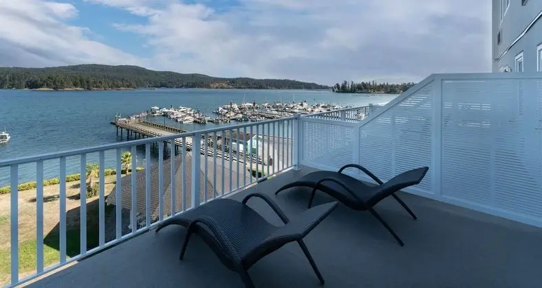 Standard Oda, 1 En Büyük (King) Boy Yatak, Sigara İçilmez, Balkon (with Sofabed)