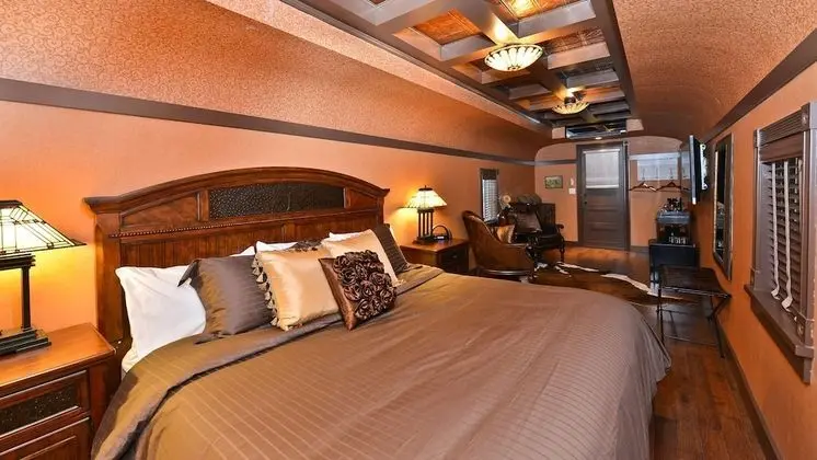 Süit, 1 En Büyük (King) Boy Yatak, Sigara İçilmez (Railcar)