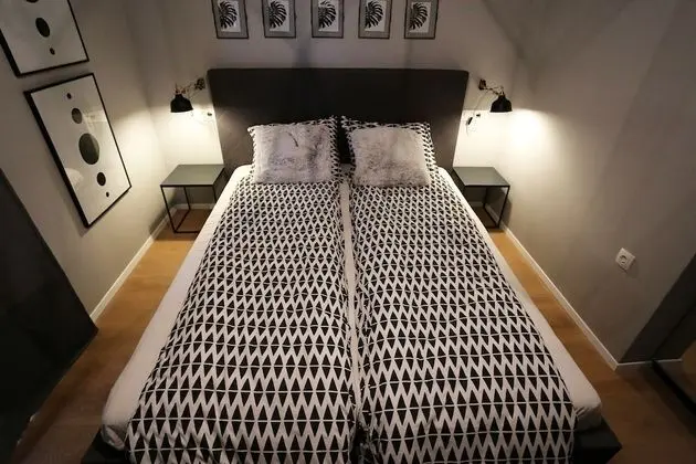 Tek Büyük Yataklı Oda, Balkon