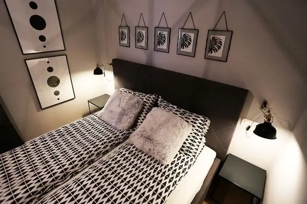 Tek Büyük Yataklı Oda, Balkon
