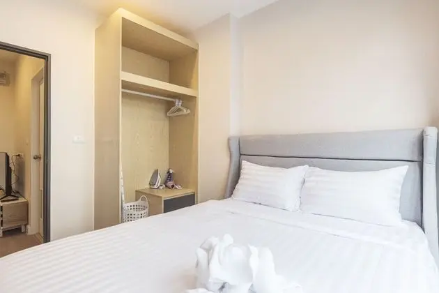 1 Bedroom Condo