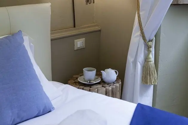 Tek Kişilik Oda (External bathroom)