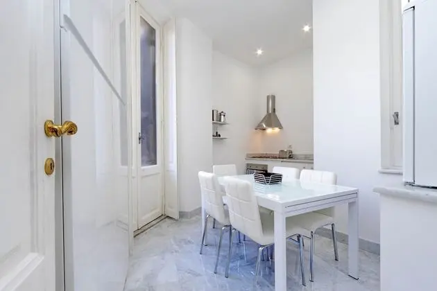 Apart Daire, 5 Yatak Odası