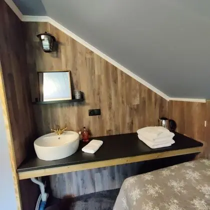 İki Ayrı Yataklı Oda, Ortak Banyo (Reynisfjall)