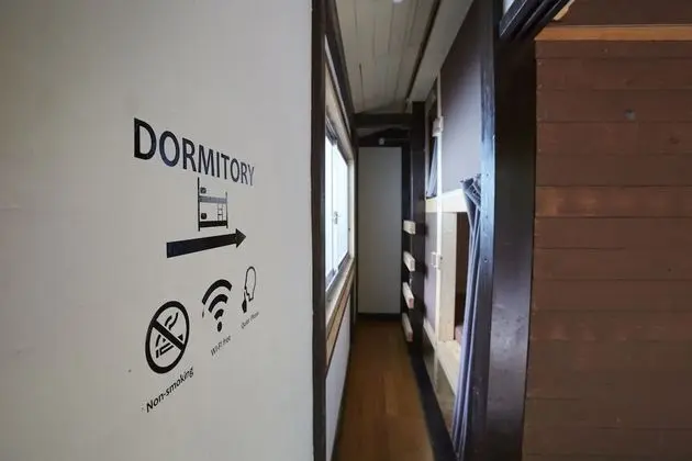 Ortak Ranzalı Oda, Sadece kadınlar için