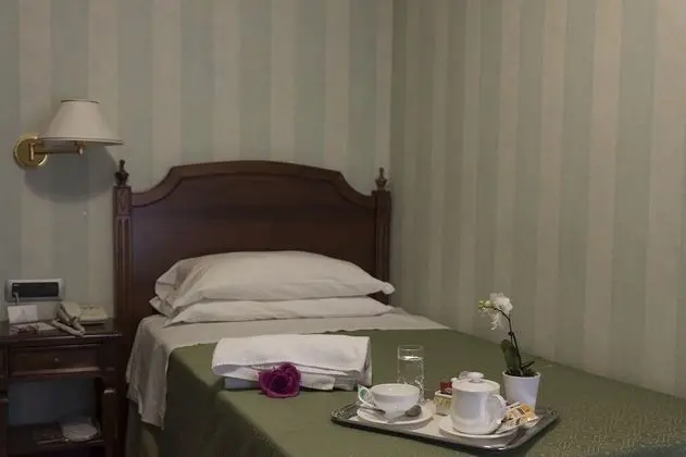 Comfort Tek Kişilik Oda