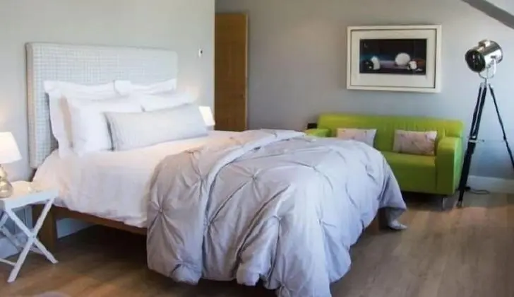 Luxury King Room (Pretty Penny 2)