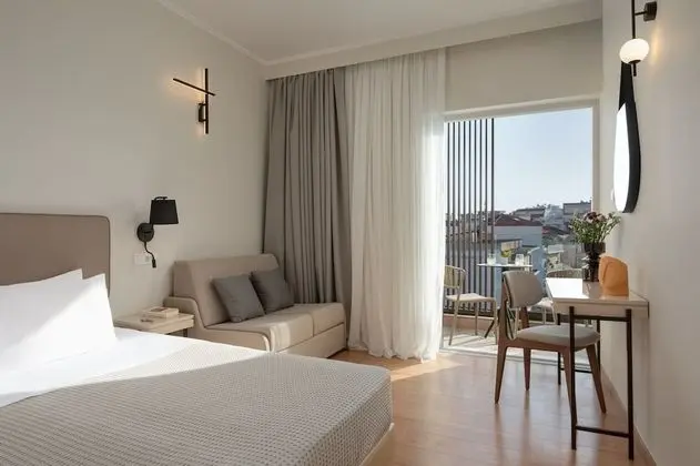 Comfort Oda (with sofa)