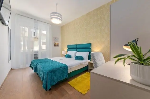 Deluxe Tek Büyük veya İki Ayrı Yataklı Oda, Şehir Manzaralı