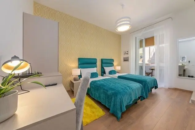 Deluxe Tek Büyük veya İki Ayrı Yataklı Oda, Şehir Manzaralı